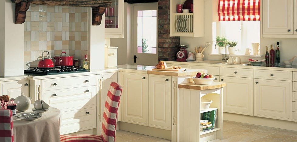 Buxton Alabaster, a Classic English Kitchen from iHome